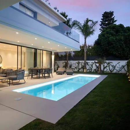 Villa 4br In Juan Chinchilla *