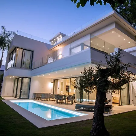 4br In Juan Chinchilla Villa
