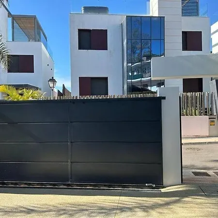 4br In Juan Chinchilla * Marbella