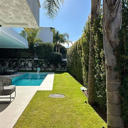 Villa 4br In Juan Chinchilla *