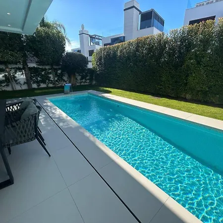 Villa 4br In Juan Chinchilla *